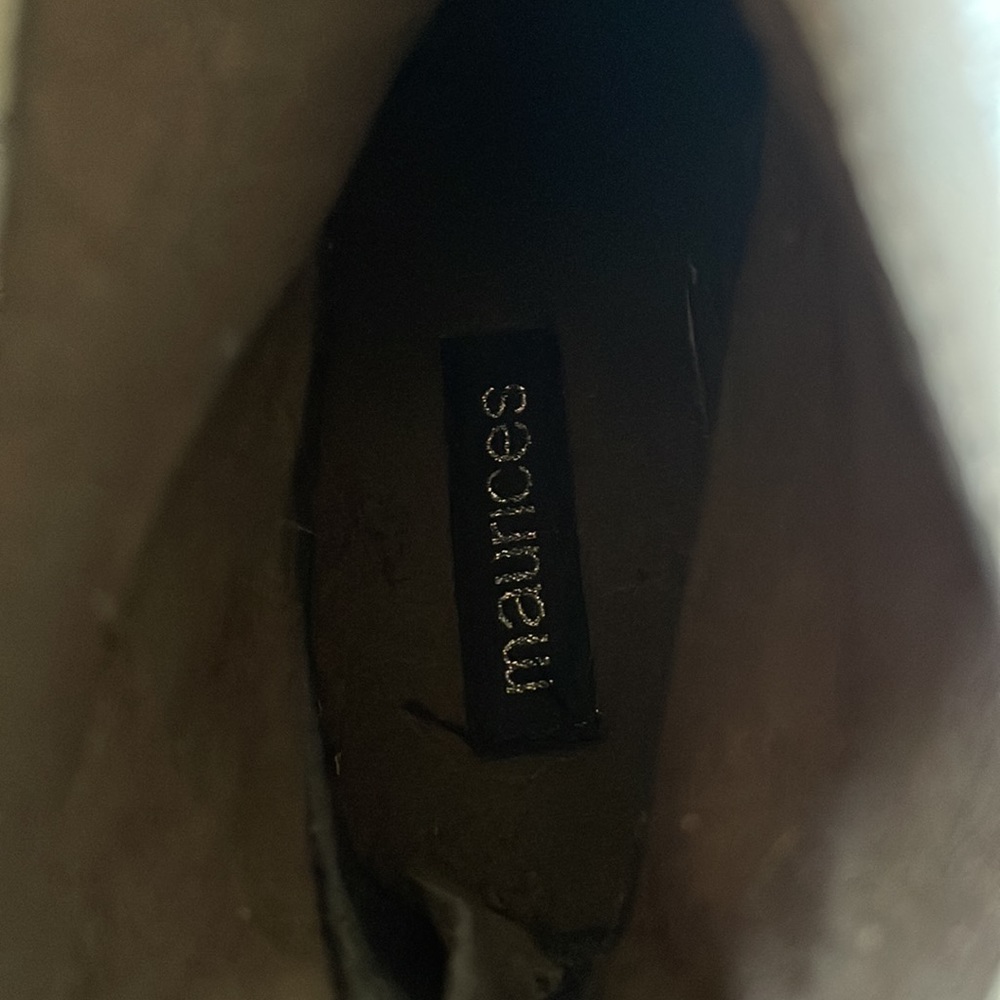 Boots - Picture 5 of 5